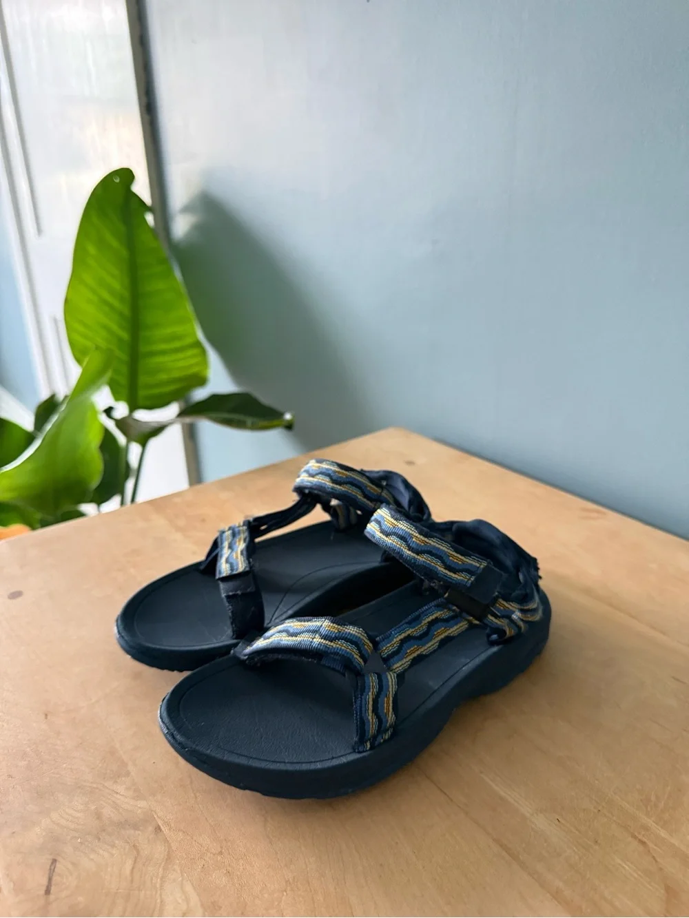 Teva navy kids